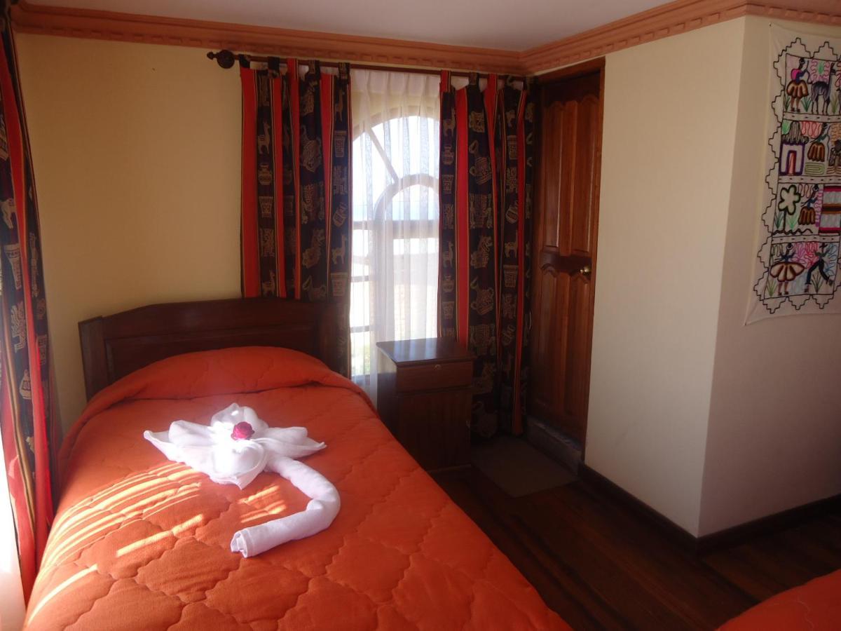 Hostal Del Sol Isla Del Sol Esterno foto