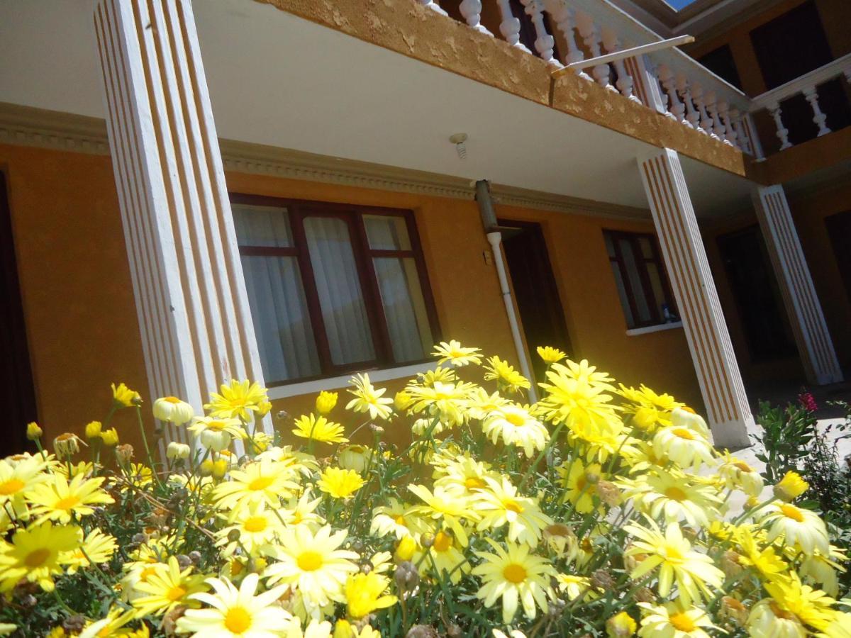 Hostal Del Sol Isla Del Sol Esterno foto